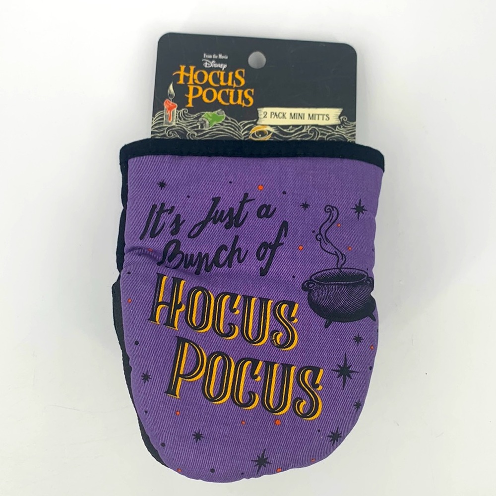 Hocus Pocus Disney Mini mitts NWT